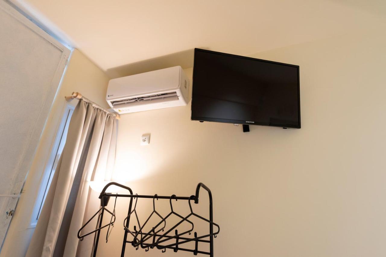 Pure Urban Bedboxes Acropolis Metro Petralona Apartment Athens Exterior photo